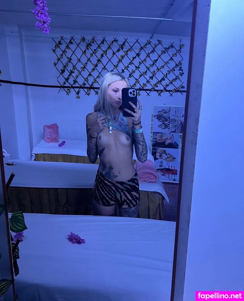 aintborntypical_uk, bcuntford Nude Leaked OnlyFans Photo #PW9HuDnEl5