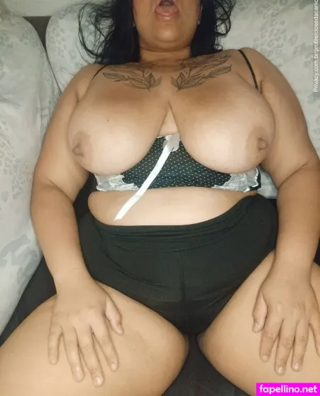 Bea Carioca OnlyFans Thumbnail #1BCO1O9GWe