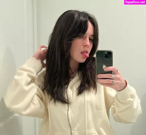 Bea Miller OnlyFans Thumbnail #tSkmMzklYw