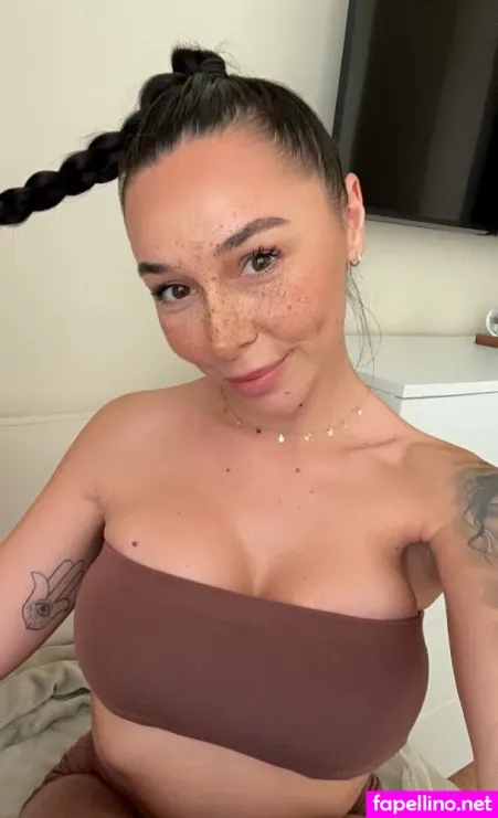 Beabeatrice 1 OnlyFans Thumbnail #f5OSB8hkBR