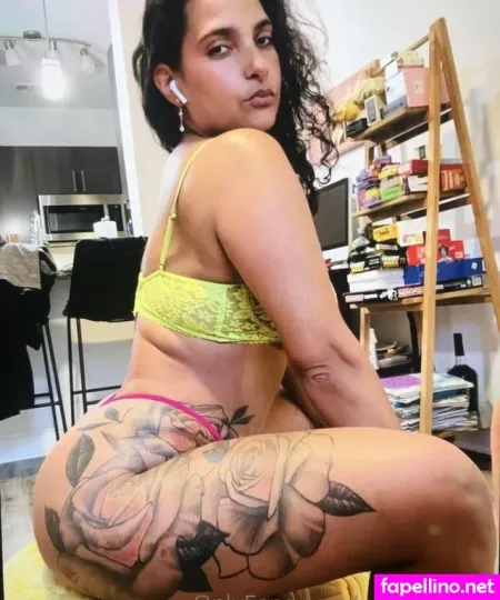 Beachlovaa5 OnlyFans Thumbnail #7AUMhr8dWP