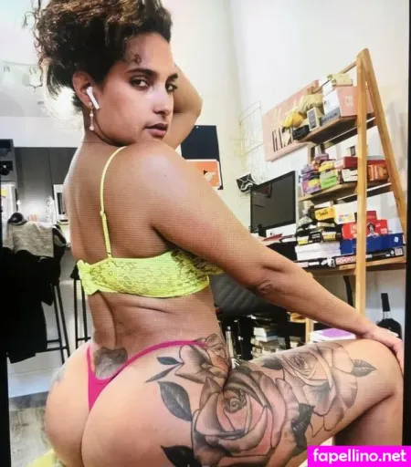 Beachlovaa5 OnlyFans Thumbnail #FxkPejt36c