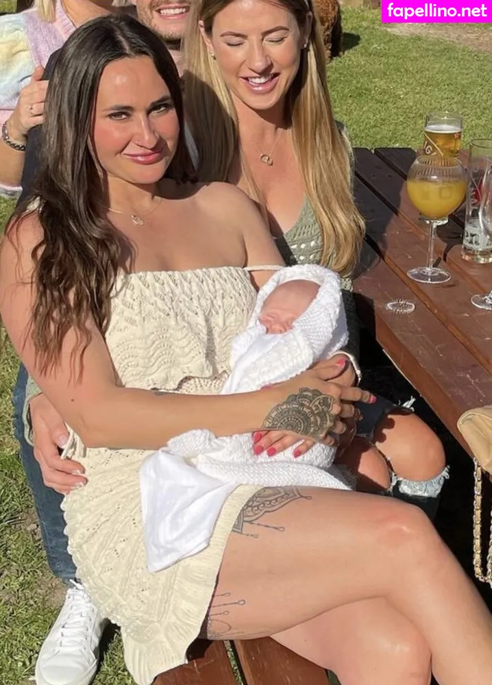 bearded__jp, bearded__jp13 and wife (British Amateurs Nude Leaked OnlyFans Photo #i8hHmKRT5a