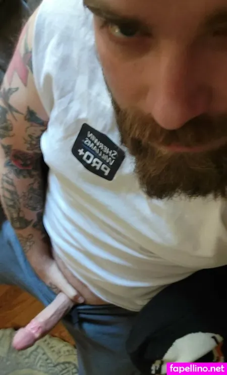 Beardeddaddy0830 OnlyFans Thumbnail #8hrm4UqJ2o