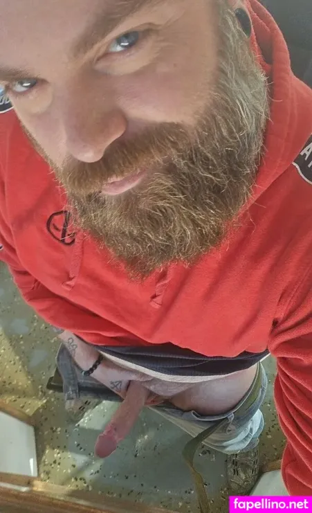 Beardeddaddy0830 OnlyFans Thumbnail #WCIDoJq5G1