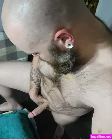 Beardeddaddy0830 OnlyFans Thumbnail #omcMj6L13i