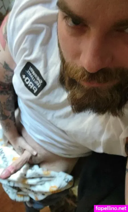 Beardeddaddy0830 OnlyFans Thumbnail #sLoAuvHwNH