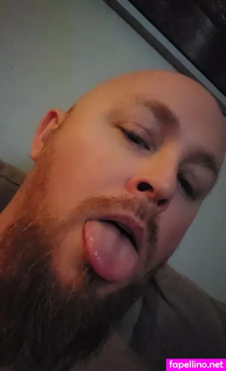 Beardedsir138 OnlyFans Thumbnail #7FUEguIiKu