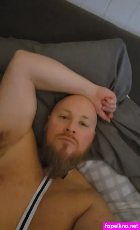 Beardedsir138 OnlyFans Thumbnail #aWkk958ees