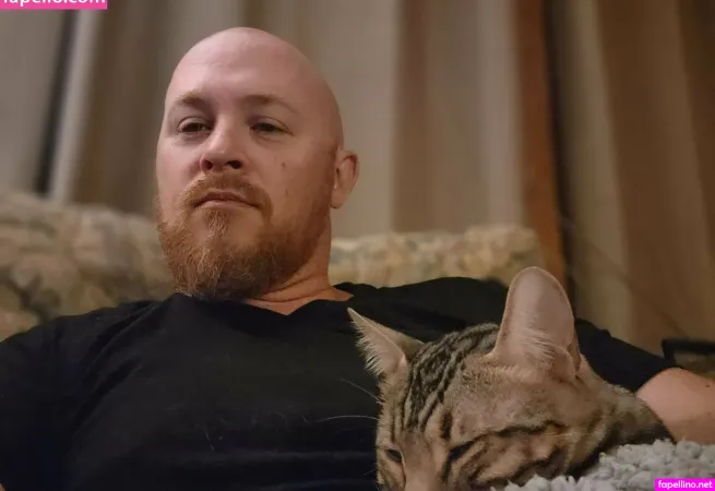 Beardedsir138 OnlyFans Thumbnail #deDETsImJ8