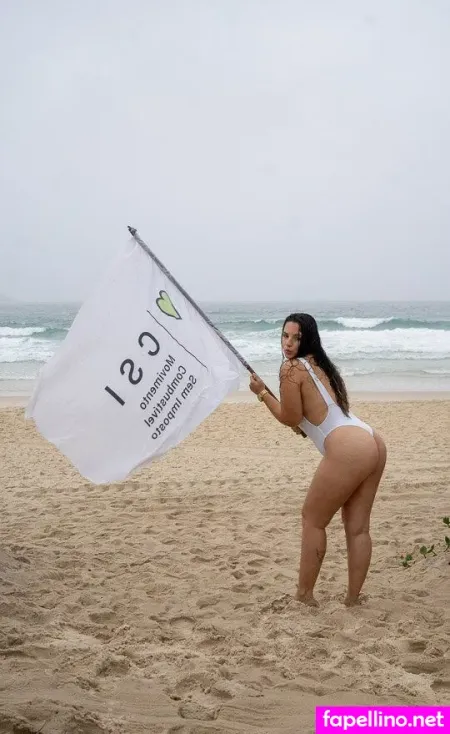Bearriz Barbosa OnlyFans Thumbnail #iO61jIs9HC