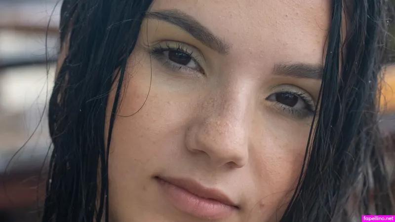 Bearriz Barbosa OnlyFans Thumbnail #jBz45kKSEL