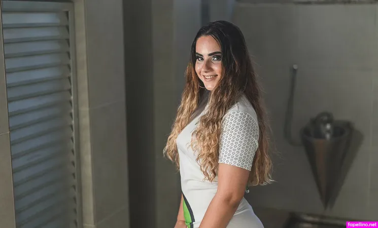 Bearriz Barbosa OnlyFans Thumbnail #lYIDWbeM6n