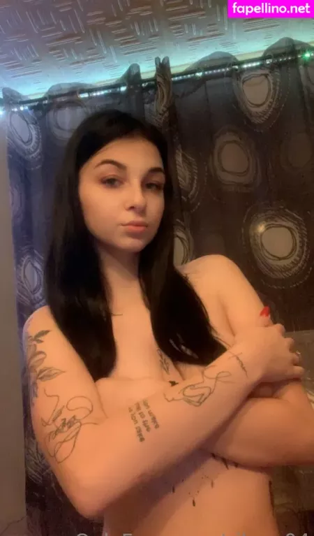 Beatrice 04 OnlyFans Thumbnail #AJUayf12Zw