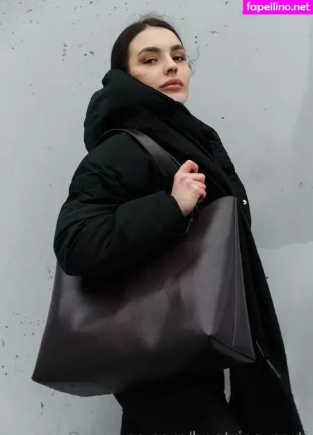 Beatrice Carti OnlyFans Thumbnail #38ZFUm5EGl