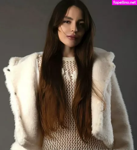 Beatrice Carti OnlyFans Thumbnail #8GUJErQMvn