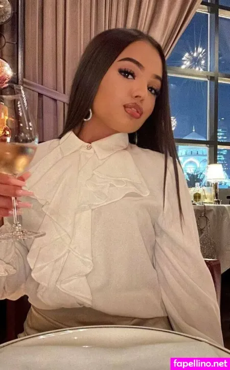 Beatrixblu OnlyFans Thumbnail #Ec589cbEAT