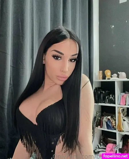 Beatrixxnx OnlyFans Thumbnail #JNY2HyDhrv