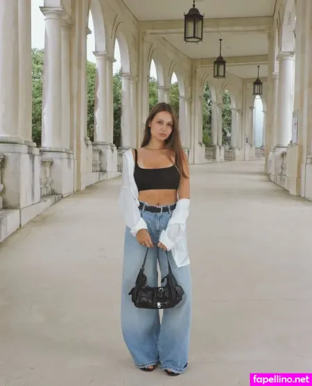 Beatriz Castilho OnlyFans Thumbnail #6eBgVDJPSl