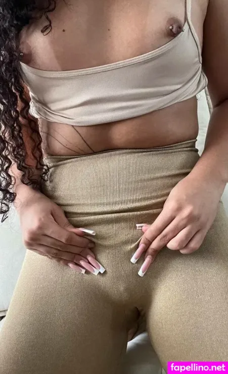 Beatriz Emilly OnlyFans Thumbnail #6yrr6oDlTI