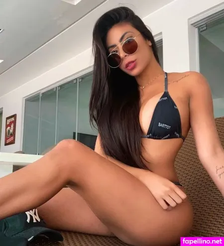 Beatriz Gomes OnlyFans Thumbnail #HpNQ2B3tOH