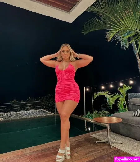Beatriz Luz Bosi OnlyFans Thumbnail #xbx4iykR39