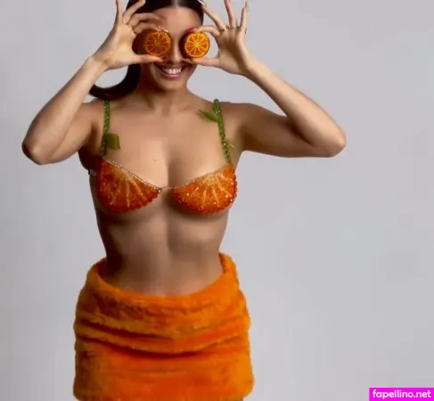 Beatriz Reis OnlyFans Thumbnail #2eFm8Wp0Us