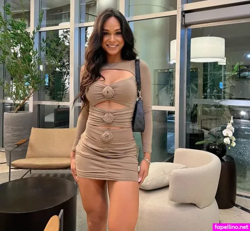 Beatriz Soares OnlyFans Thumbnail #6lsARF2ZTe