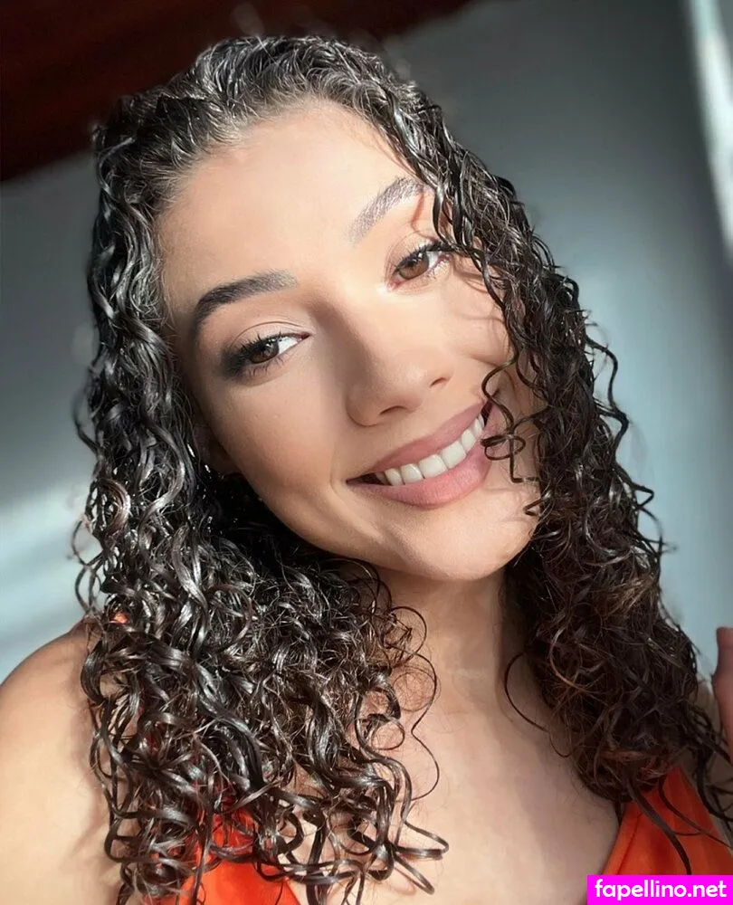 beatrizz.almeida, beatrizzalmeidaa Nude Leaked OnlyFans Photo #FXgZX9en9C