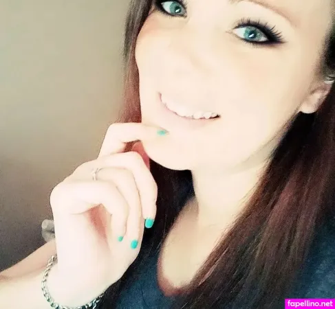Beautiful Chaos OnlyFans Thumbnail #5AwretCg2L