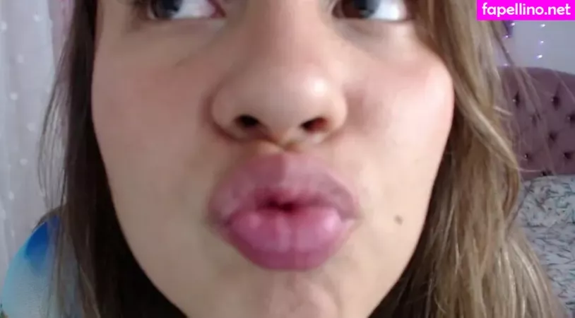 Beautiful Mia OnlyFans Thumbnail #SKYb2XdUTs