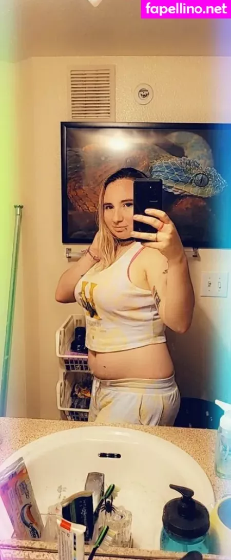 Beautifulfox22 OnlyFans Thumbnail #H9uaY5xXxH