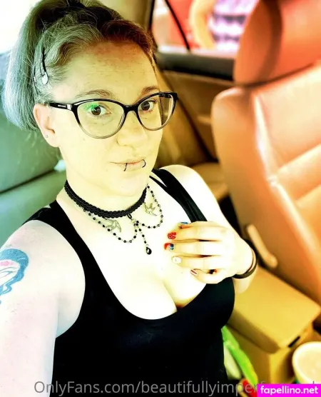 Beautifullyimperfectgeek OnlyFans Thumbnail #eqTR2L5tJN