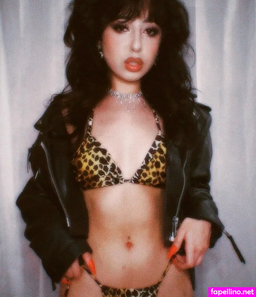 724756101, bebebardot87 Nude Leaked OnlyFans Photo #iY0SlJP2Xq