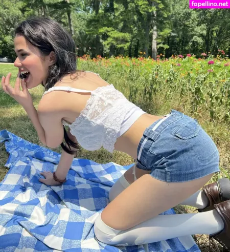 Becaguava OnlyFans Thumbnail #2Jch0AWCY0