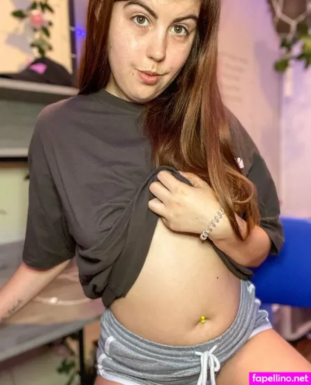 Becca Brooks OnlyFans Thumbnail #KmSnadikeX