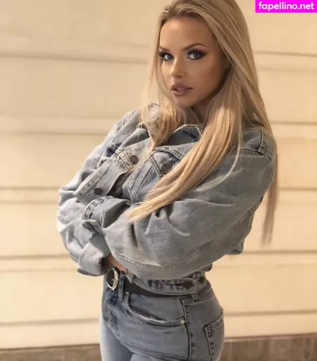 Becca Medlin OnlyFans Thumbnail #xI4Xg7fRHD