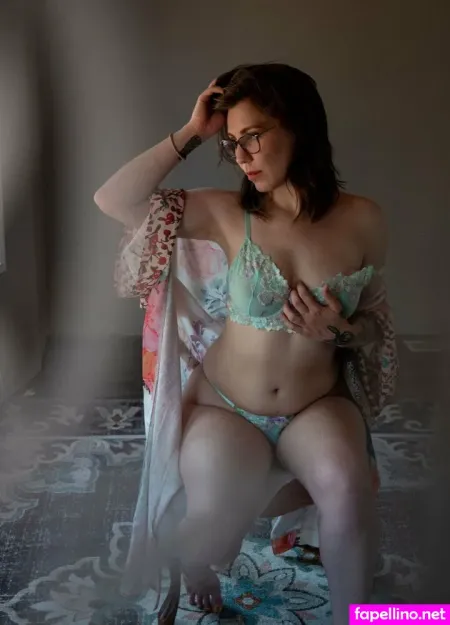 Beccabaird OnlyFans Thumbnail #Be3zPULcfS