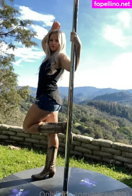 Beccc2020 OnlyFans Thumbnail #P3aMI9ivNw