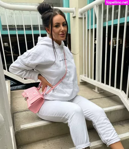 Beckie Holloway OnlyFans Thumbnail #EeEtASDAVf