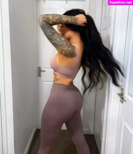 Beckie Holloway OnlyFans Thumbnail #YAdqs50zeB