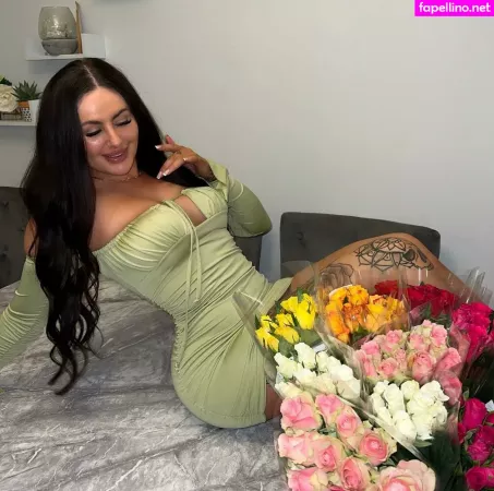 Beckie Holloway OnlyFans Thumbnail #zxh3bbTRlS