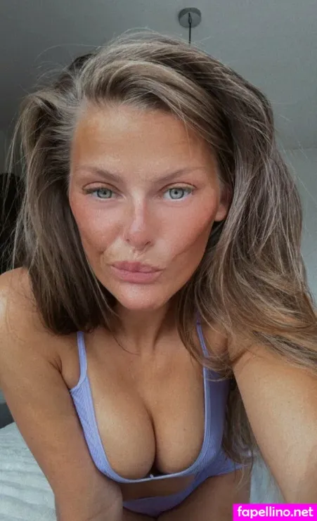 Beckii Free Main Profile Photo