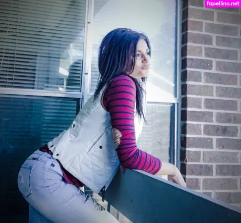 Becky Bandini OnlyFans Thumbnail #m4NwILjiex