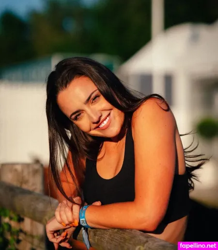 Becky Evans OnlyFans Thumbnail #u7DDO4L15s