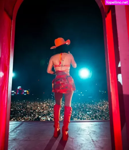 Becky G OnlyFans Thumbnail #08hc7lYdj0