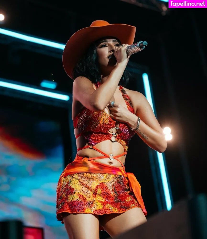 Reggaeton singer, iambeckyg, therealbeckyg Nude Leaked OnlyFans Photo #8VjTZhIEAQ