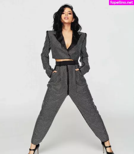Becky G OnlyFans Thumbnail #Uv22EpDy44