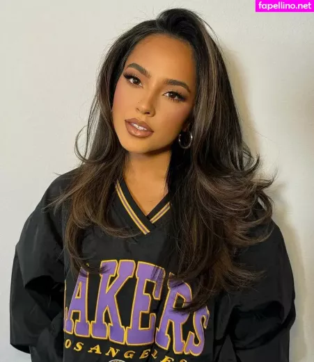 Becky G OnlyFans Thumbnail #YyTxNbcSmm