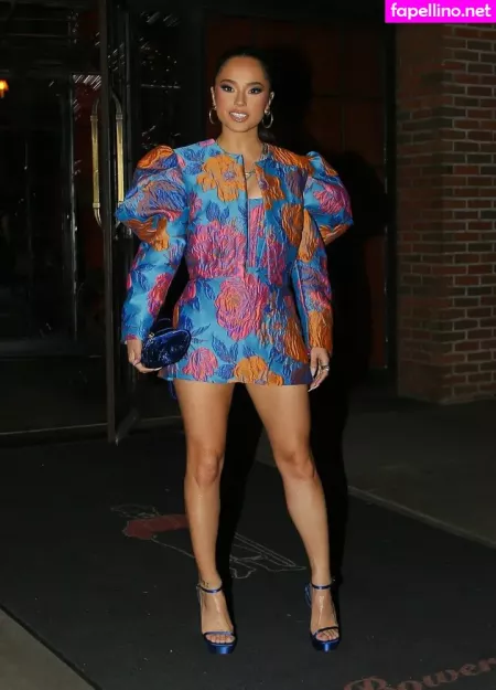 Becky G OnlyFans Thumbnail #fZldtI13K3